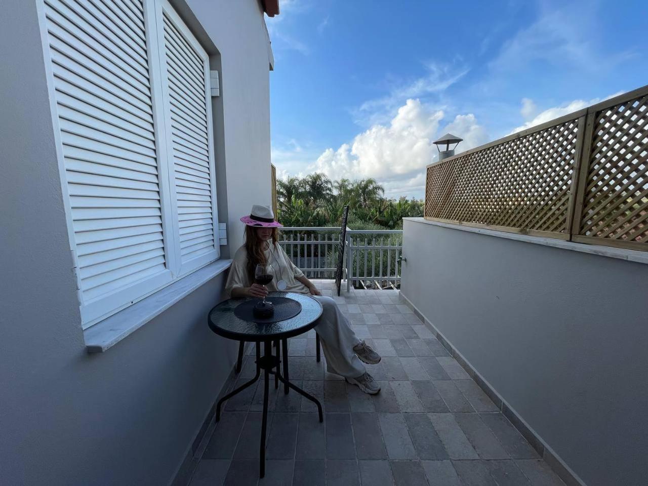 Apartment Art Navarino Gialova