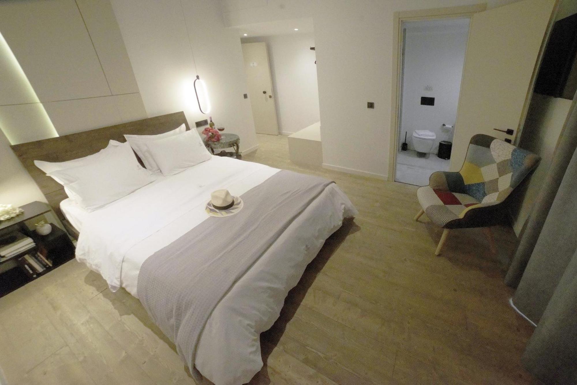 Art Navarino Apartment Gialova